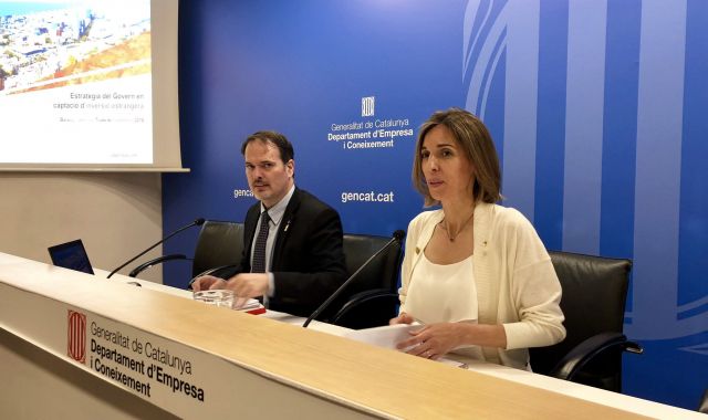 Àngels Chacón i Joan Romero expliquen la captació d'inversions del Govern | Departament d'Empresa