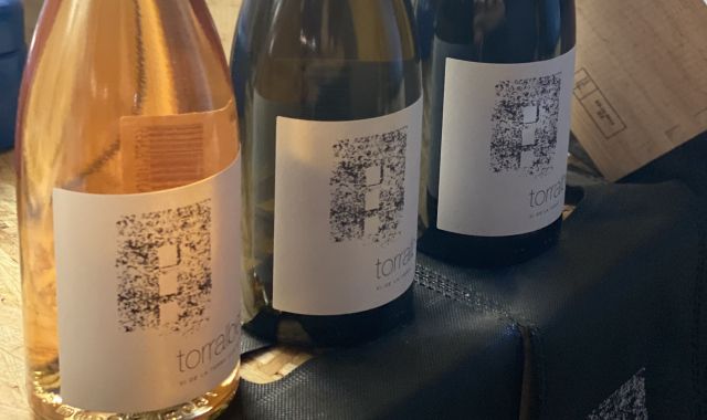 Ampolles del vi menorquí Torralbenc
