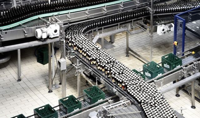 La fàbrica lleidatana de San Miguel produeix dos milions d’hectolitres de cervesa | Santi Iglesias