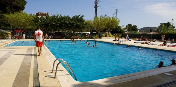 La piscina del càmping és una de les millores que han fet amb el temps Càmping costa Brava