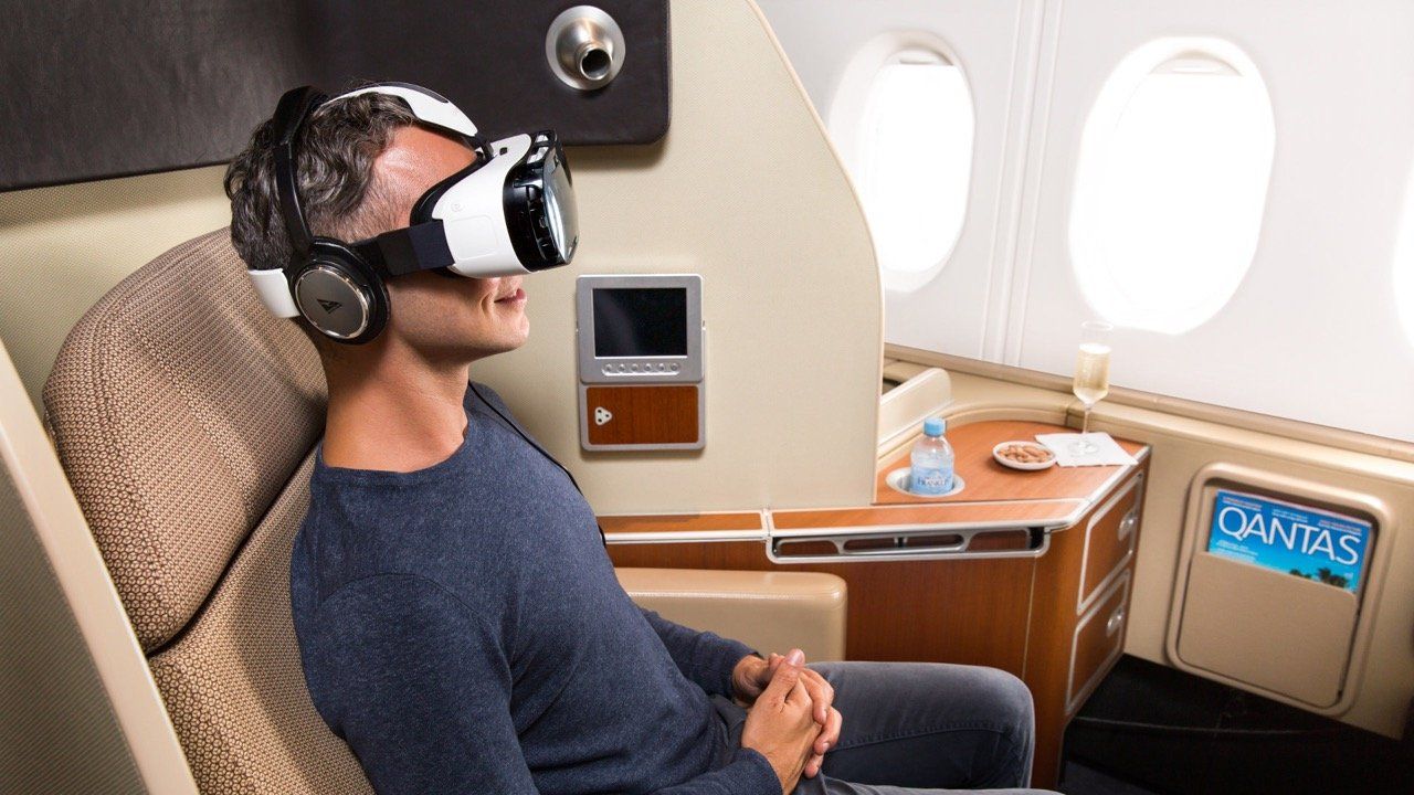 Samsung ya ha empezado las pruebas para incorporar realidad virtual al entretenimiento a bordo de un avión Samsung ya ha empezado las pruebas para incorporar realidad virtual al entretenimiento a bordo de un avión