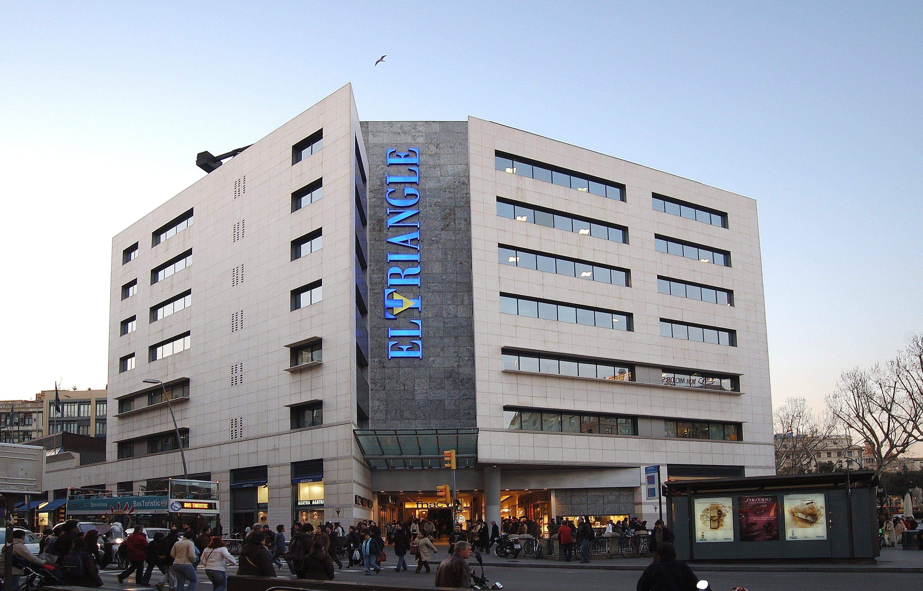 El centre comercial El Triangle a la Plaça de Catalunya