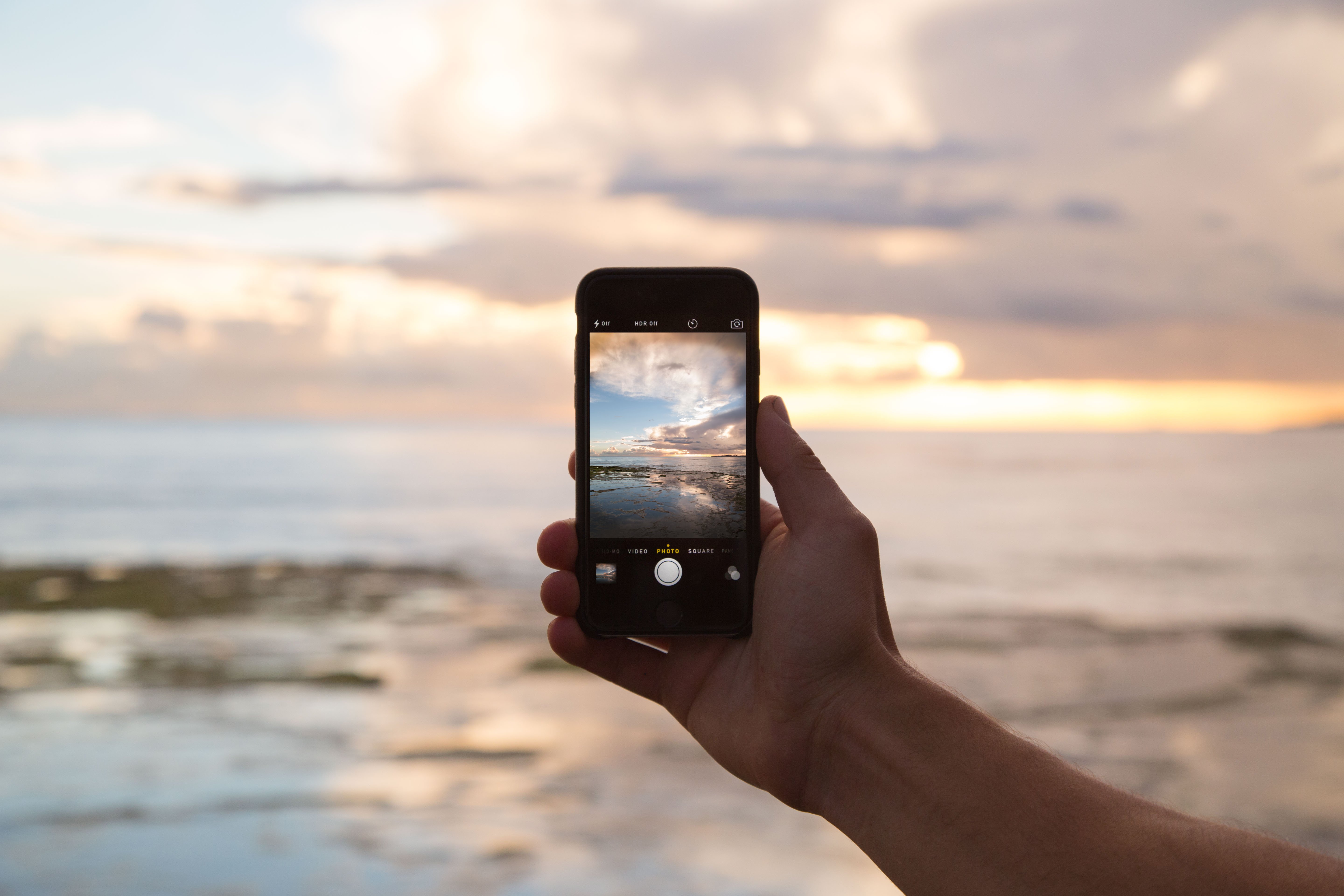 Cada uno de los SnapTravelers viajará a cuatro lugares y explicará su experiencia Cada uno de los SnapTravelers viajará a cuatro lugares y explicará su experiencia