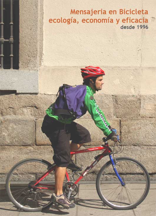 Trébol reparte los paquetes y pedidos pequeños en bicicleta Trébol reparte los paquetes y pedidos pequeños en bicicleta