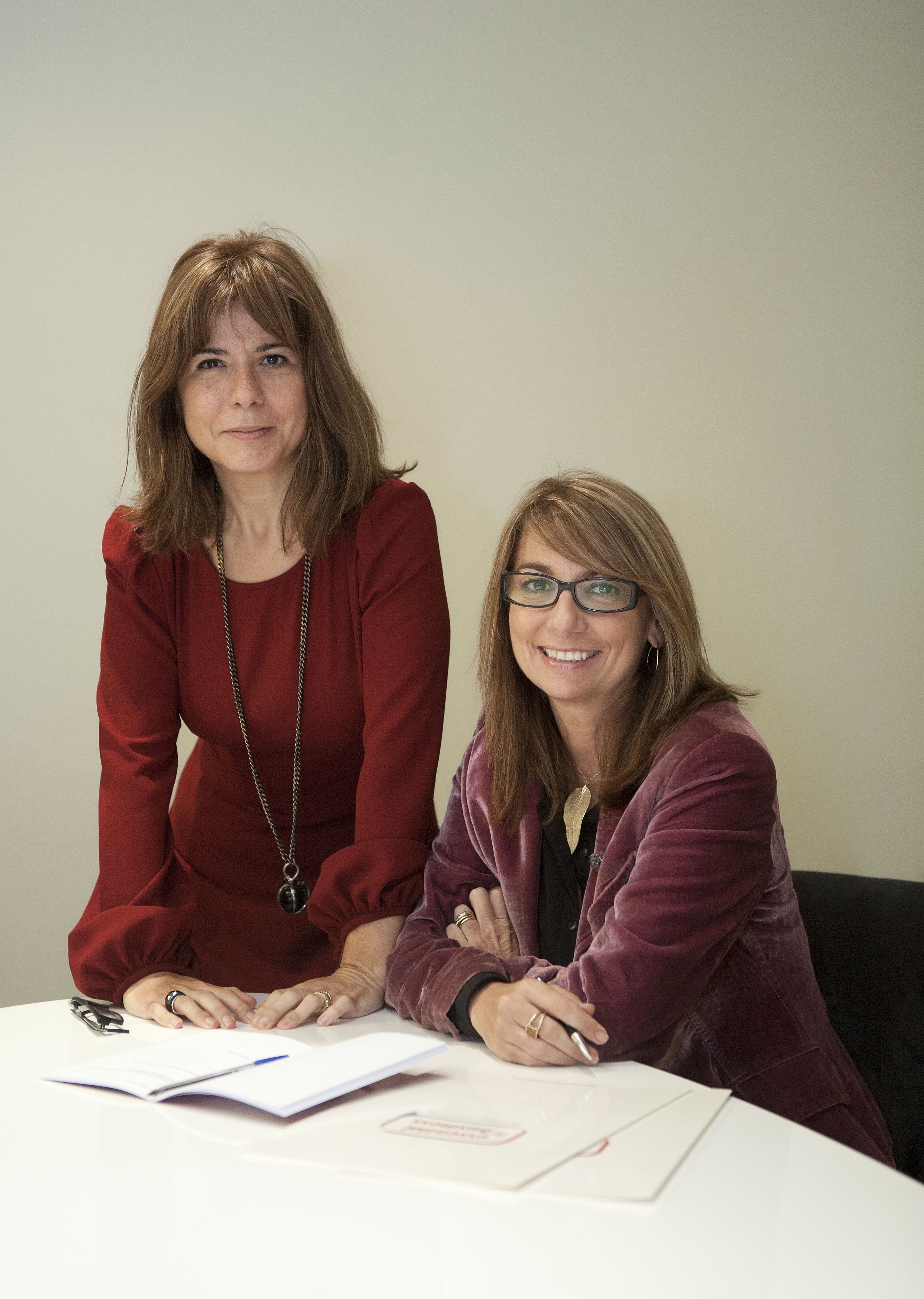 Bea Navarro and Àngels Crees siete up Essential for Business in 2011