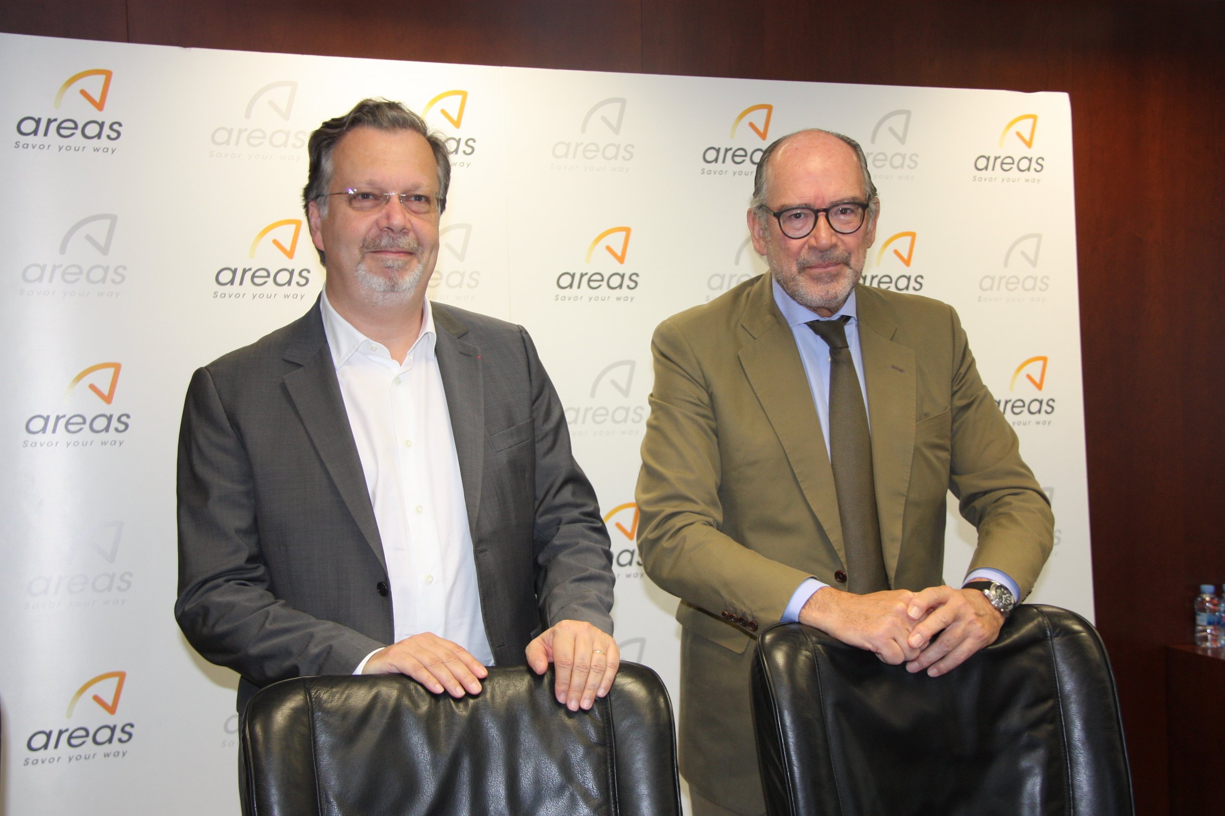El president d'Elior Group, Philippe Salle, i el conseller delegat d'Areas, Pedro Fontana