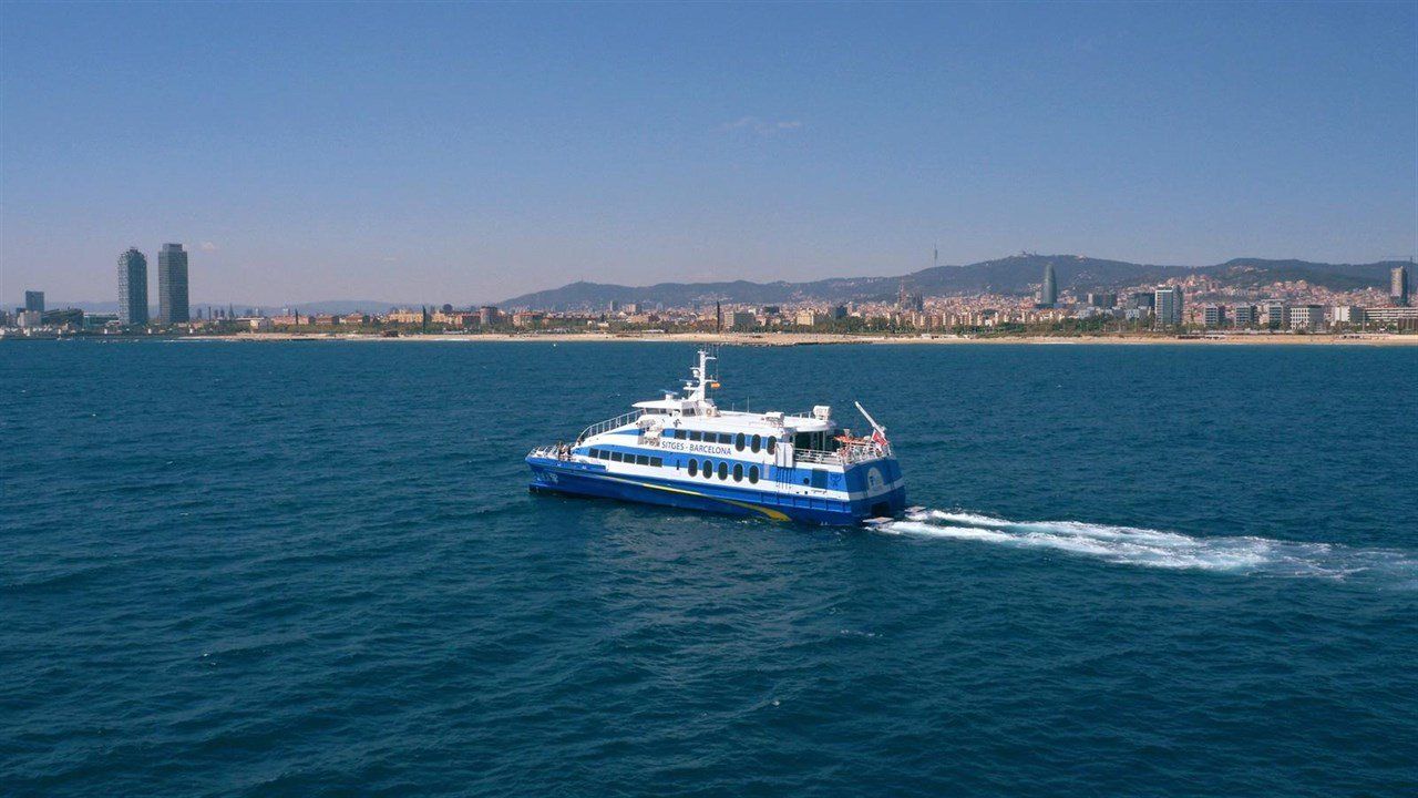 Blue Mar Ferries operava una ruta marítima entre Barcelona i Sitges