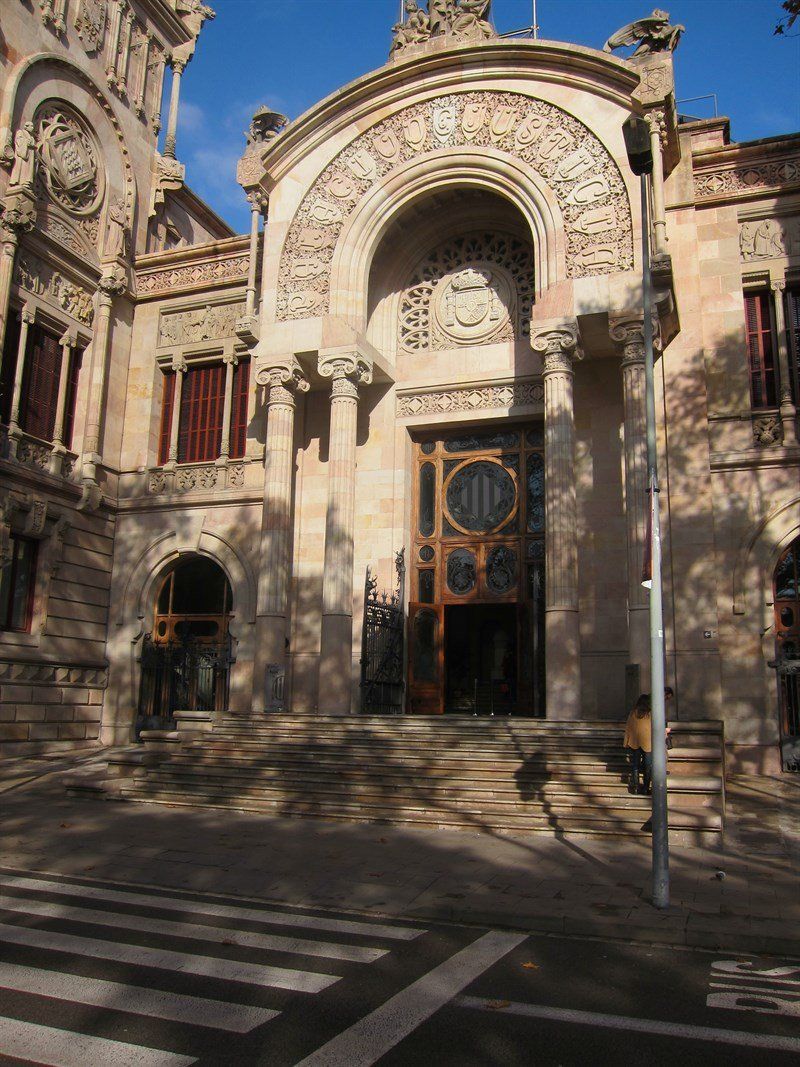 Façana del Palau de Justícia de Barcelona Façana del Palau de Justícia de Barcelona