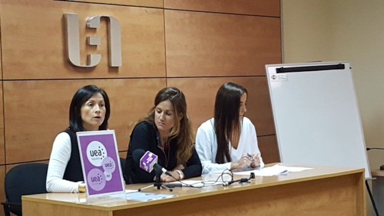 Paula Arias ha presentat el programa de l'acte que se celebra a Igualada Paula Arias ha presentat el programa de l'acte que se celebra a Igualada