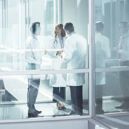 Catalonia allows senior researchers to develop applied research projects for two years Catalonia allows senior researchers to develop applied research projects for two years