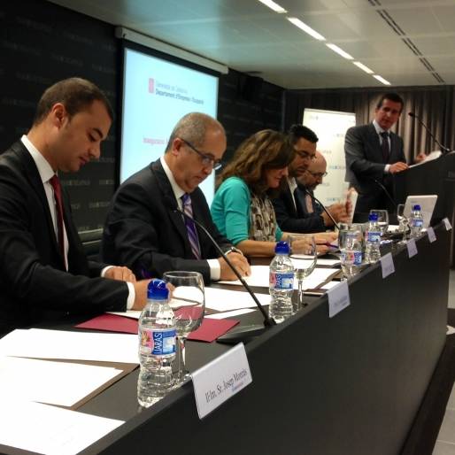 Signatura referent a la nova 'start-up' Àmbit B-30