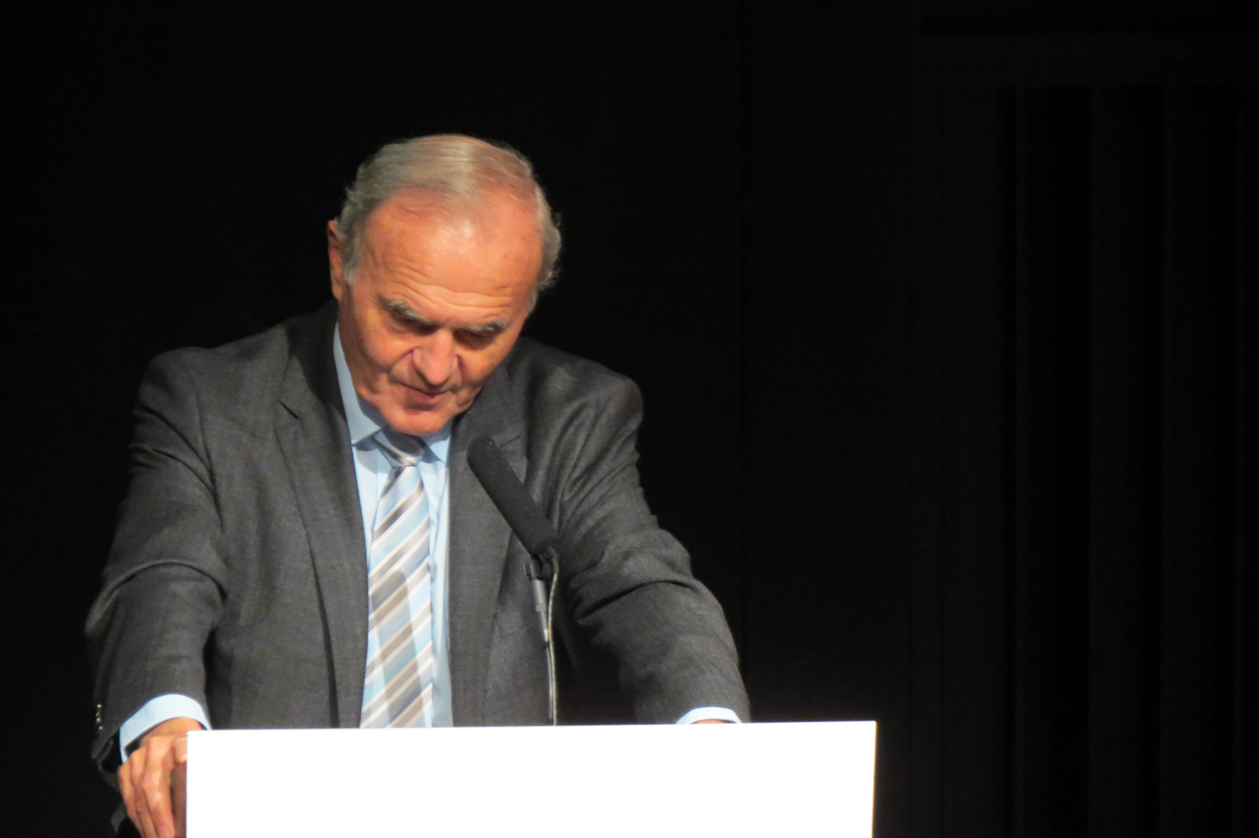 Otmar Issing durante su discurso