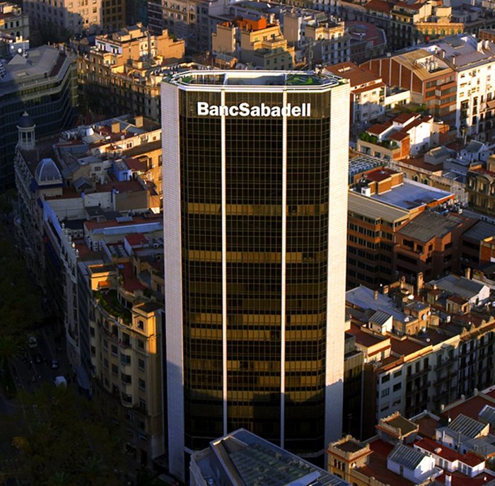 Imatge aèria de la torre Banc Sabadell a Barcelona Imatge aèria de la torre Banc Sabadell a Barcelona