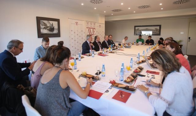 Roda de premsa de presentació del XXI Congrés de l'IEF | AVE 