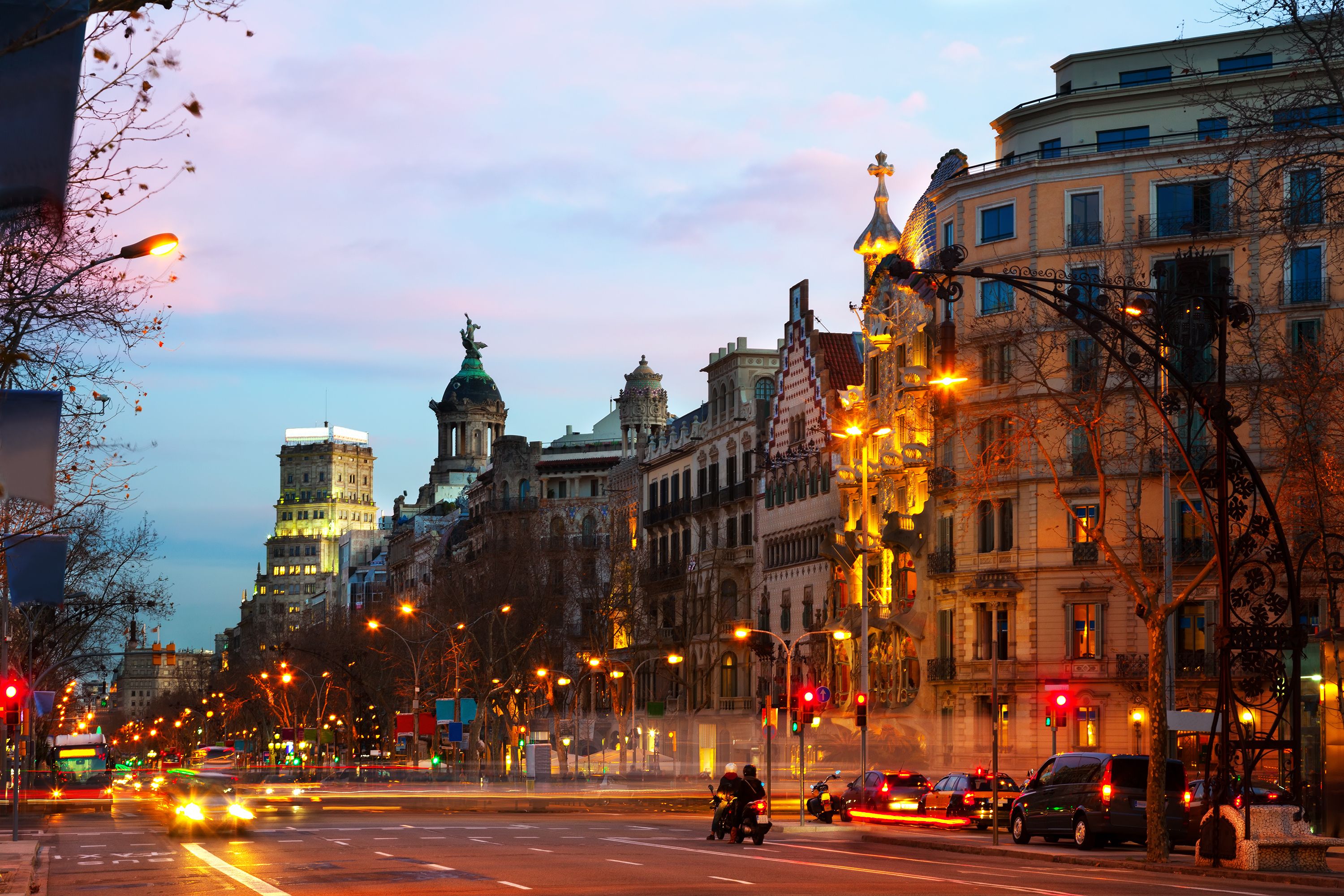 El Paseo de Gràcia es uno de las calles más turísticas de Barcelona. | iStock El Paseo de Gràcia es uno de las calles más turísticas de Barcelona. | iStock