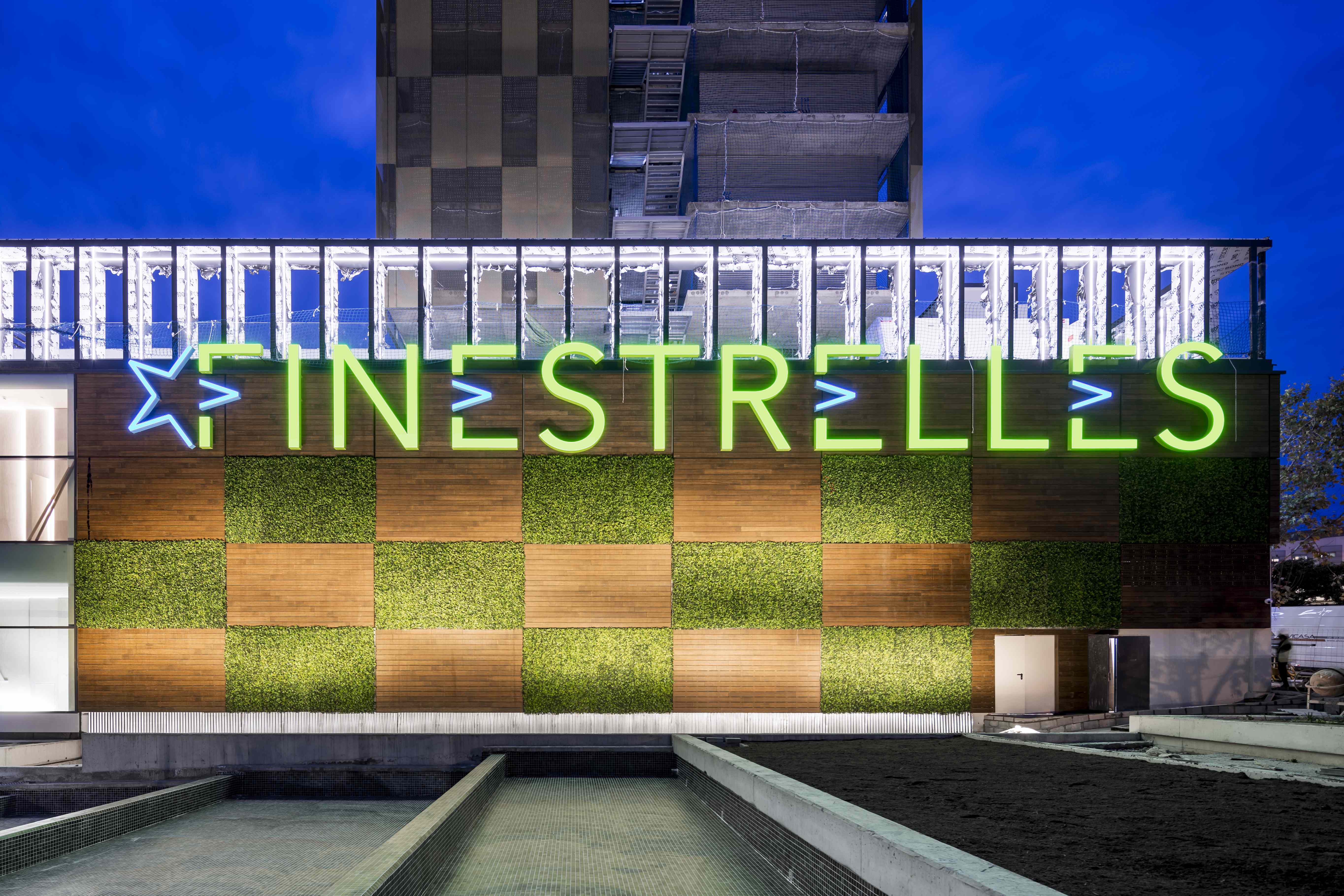 Finestrelles Shopping Center ACN Finestrelles Shopping Center ACN
