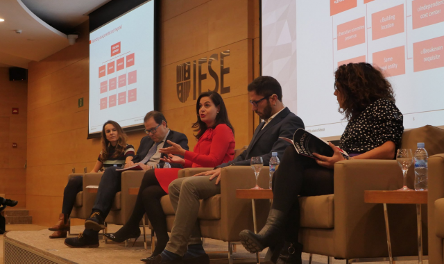 Alguns dels caps d'innovació de grans empreses a la jornada d'IESE i BeRepublic