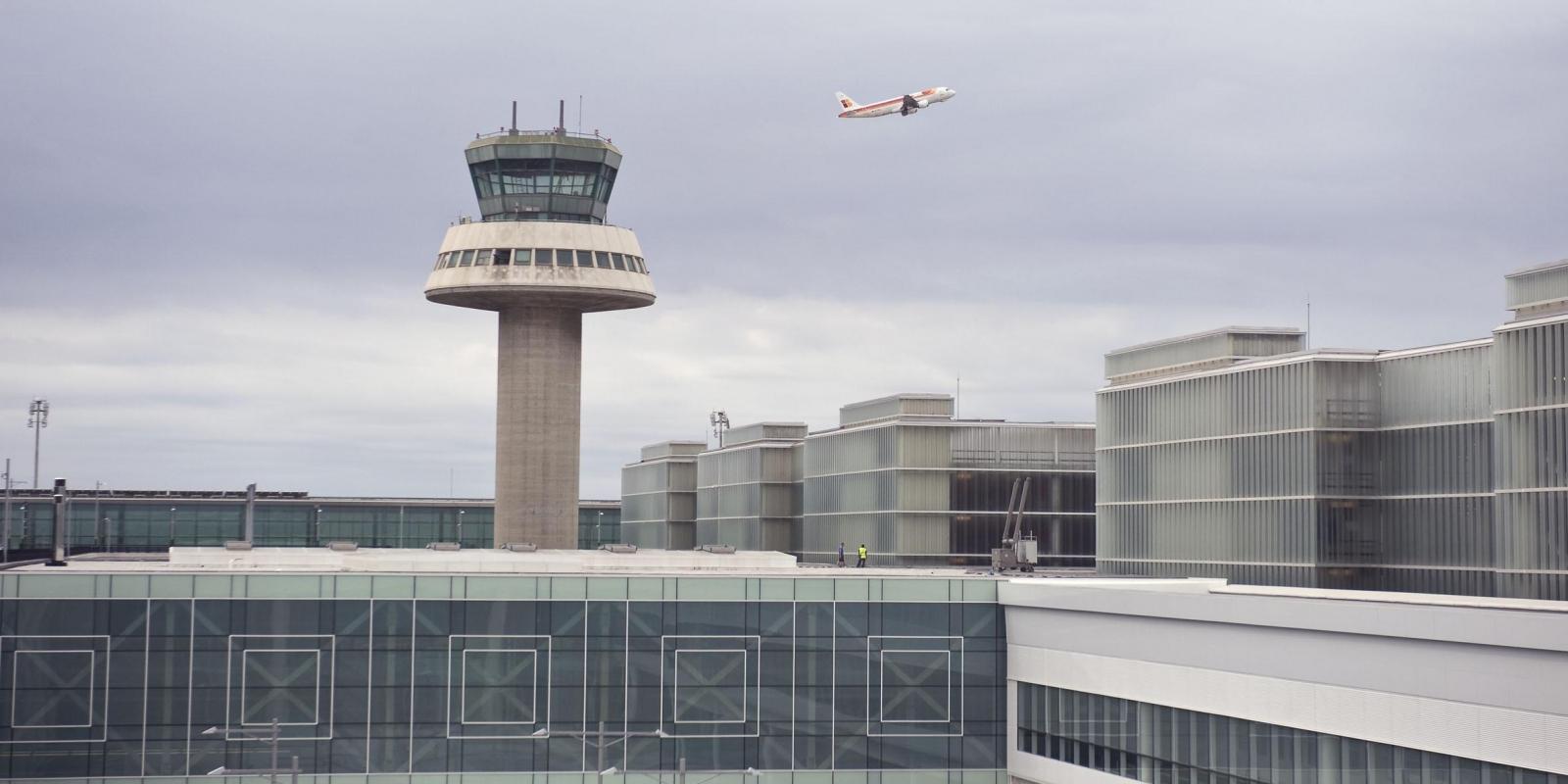 El Prat torna a créixer en mesos de temporada baixa | Iberia El Prat torna a créixer en mesos de temporada baixa | Iberia