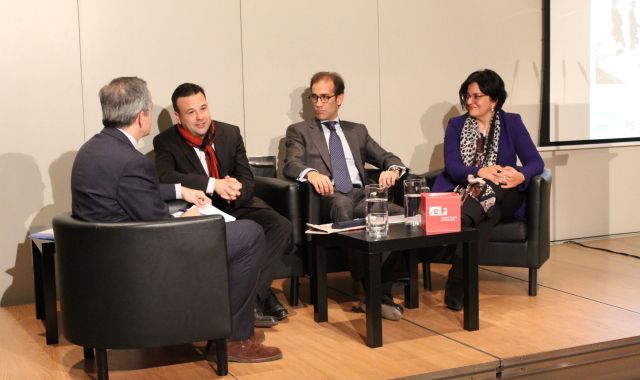 José Elías, Pau Relat i Judith Viader durant l'acte de l'ICF | Cedida