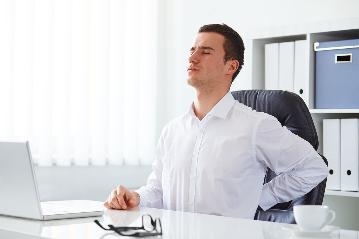 La camiseta te avisa cada vez que detecta una mala postura | iStock La camiseta te avisa cada vez que detecta una mala postura | iStock