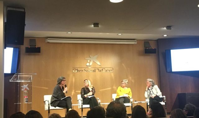 Mar Gaya, Mónika Blasco, Fina Rubio i Lola Sánchez a la taula 'Bretxa salarial, violència econòmica?' | MEM