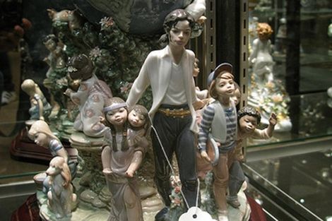 Una figura de porcellana de Michael Jackson