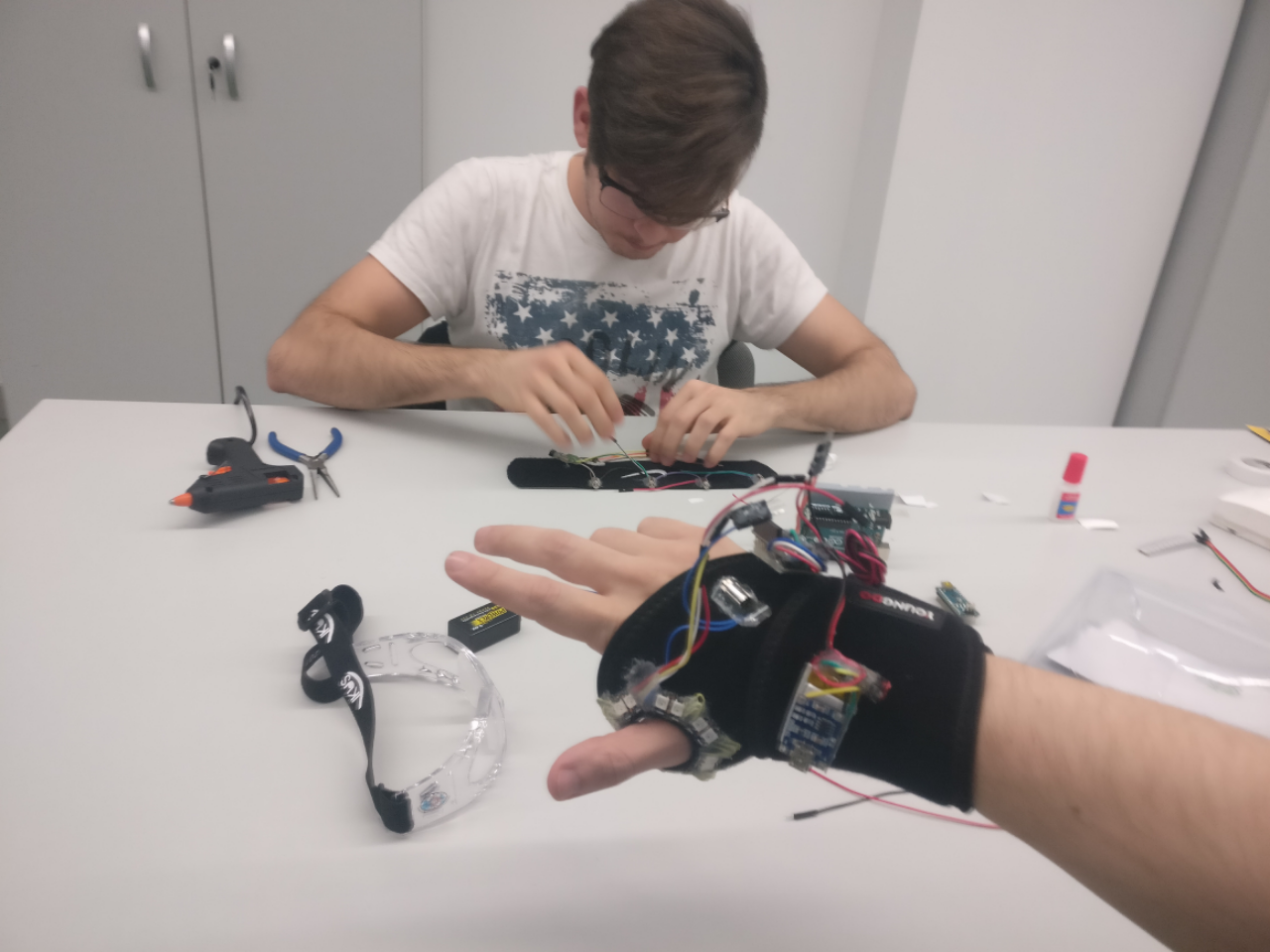 Els enginyers d'Aureel treballant en la seva tecnologia Els enginyers d'Aureel treballant en la seva tecnologia