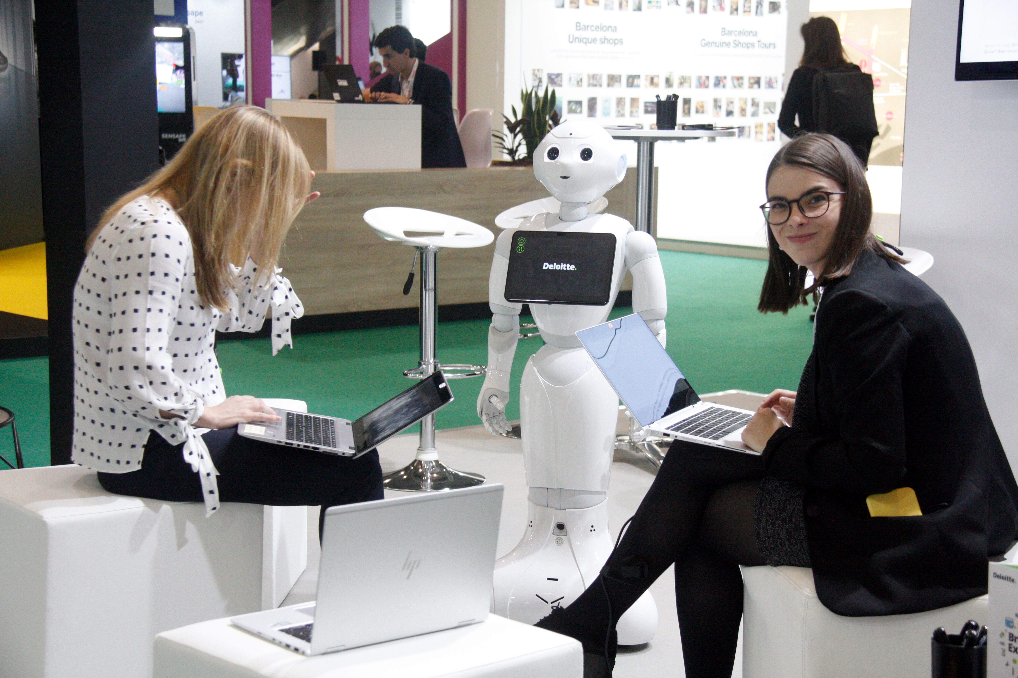 Els robots venedors han estat una de les innovacions més destacades del RBEWC | ACN Els robots venedors han estat una de les innovacions més destacades del RBEWC | ACN