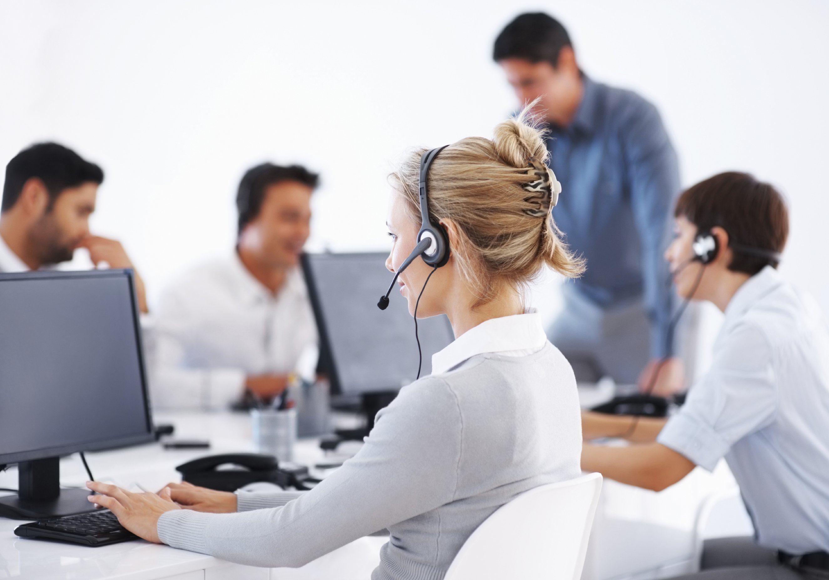 L'empresa oferirà serveis d'atenció telefònica L'empresa oferirà serveis d'atenció telefònica