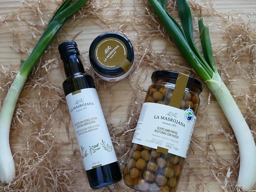 La Masrojana s'especialitza en olives arbequines i derivats La Masrojana s'especialitza en olives arbequines i derivats