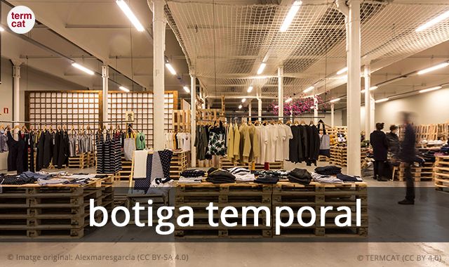 "Pop-up-store" o "pop-up shop" en català es diu botiga temporal "Pop-up-store" o "pop-up shop" en català es diu botiga temporal