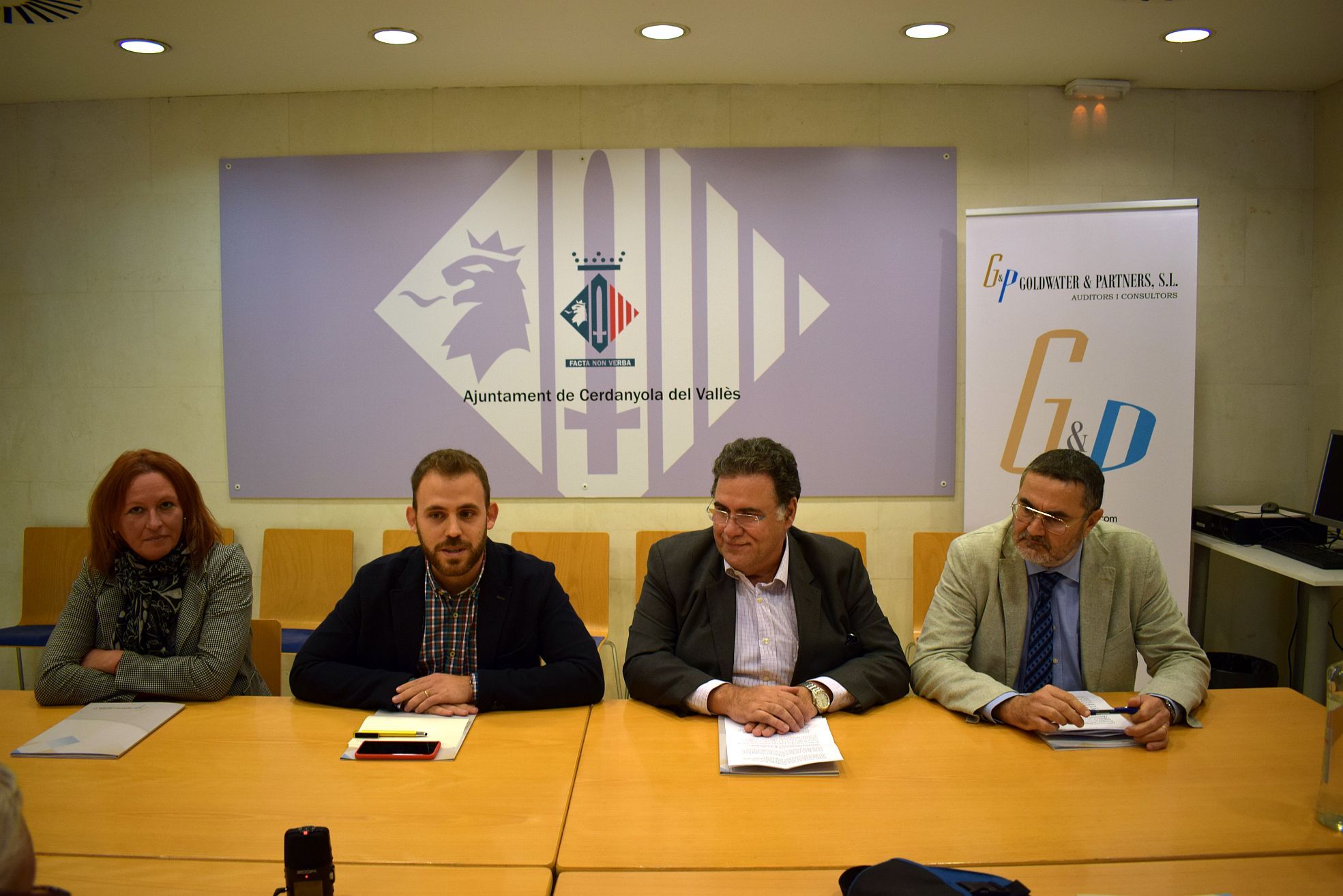 roda de premsa valles empresa