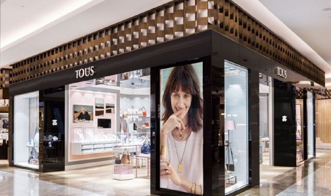 Tous tiene presencia a los cinco continentes con unas 500 tiendas Tous tiene presencia a los cinco continentes con unas 500 tiendas