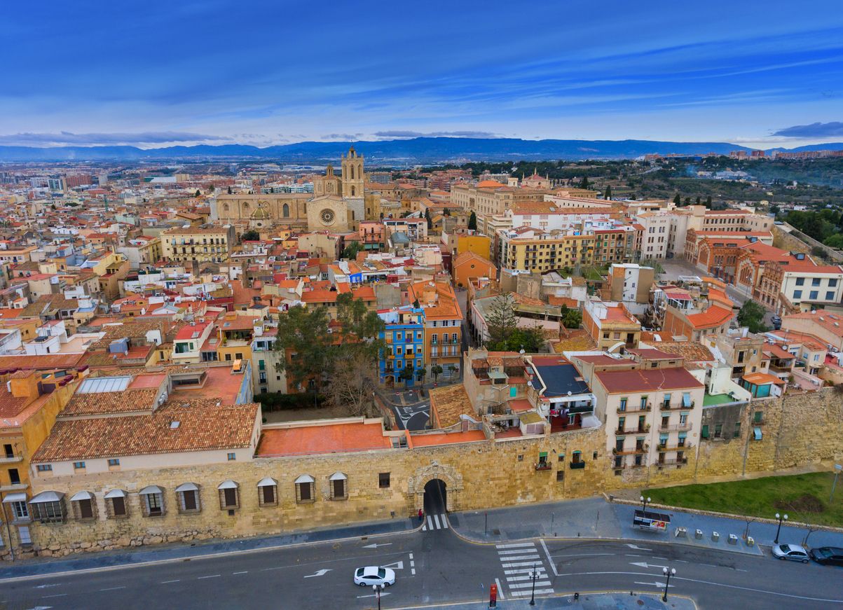 Hacer un viaje en taxi cuesta un 77% más en Tarragona que en Las Palmas | iStock Hacer un viaje en taxi cuesta un 77% más en Tarragona que en Las Palmas | iStock
