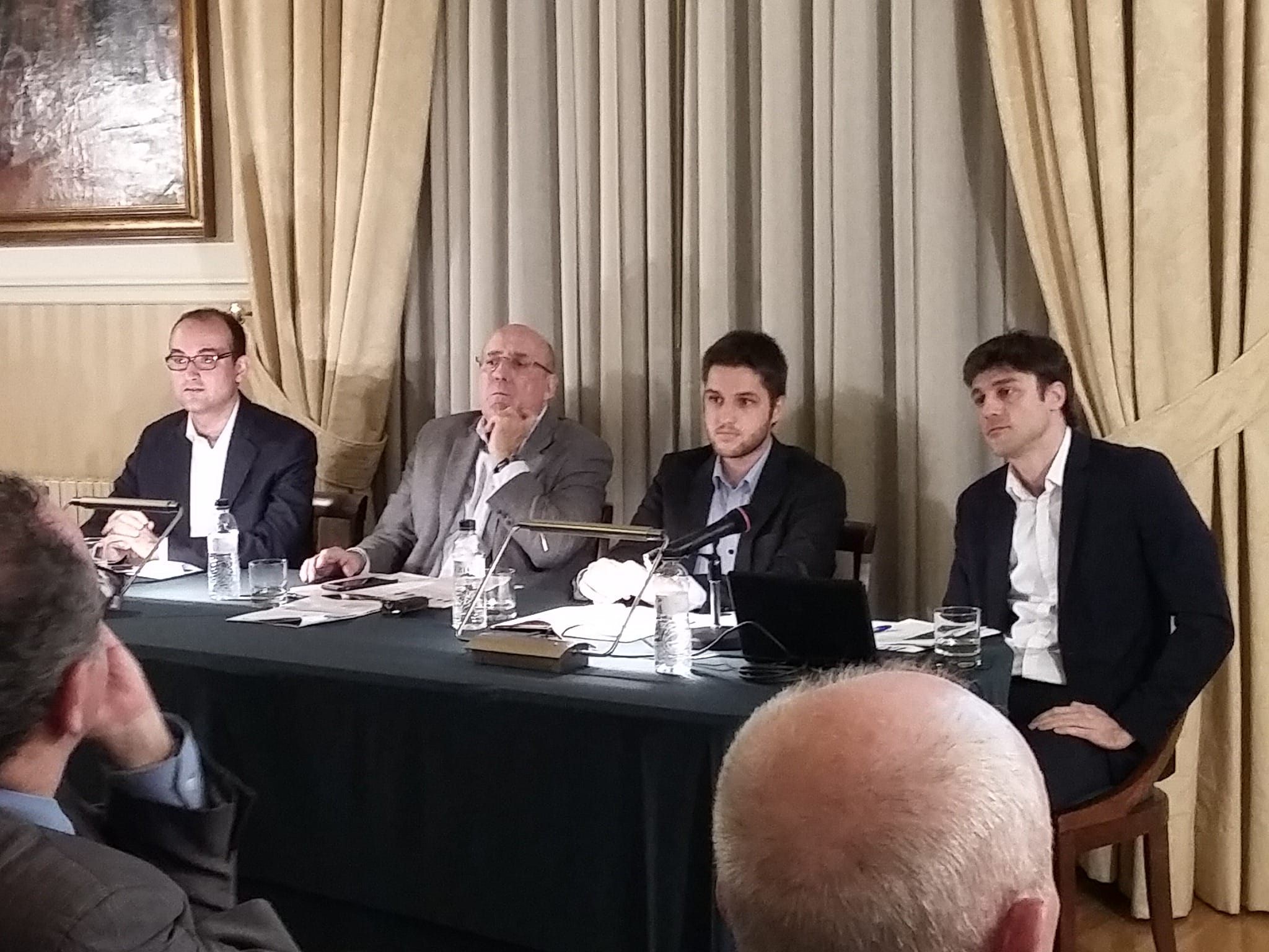 menys incert García, Parellada, Morron i Carreras