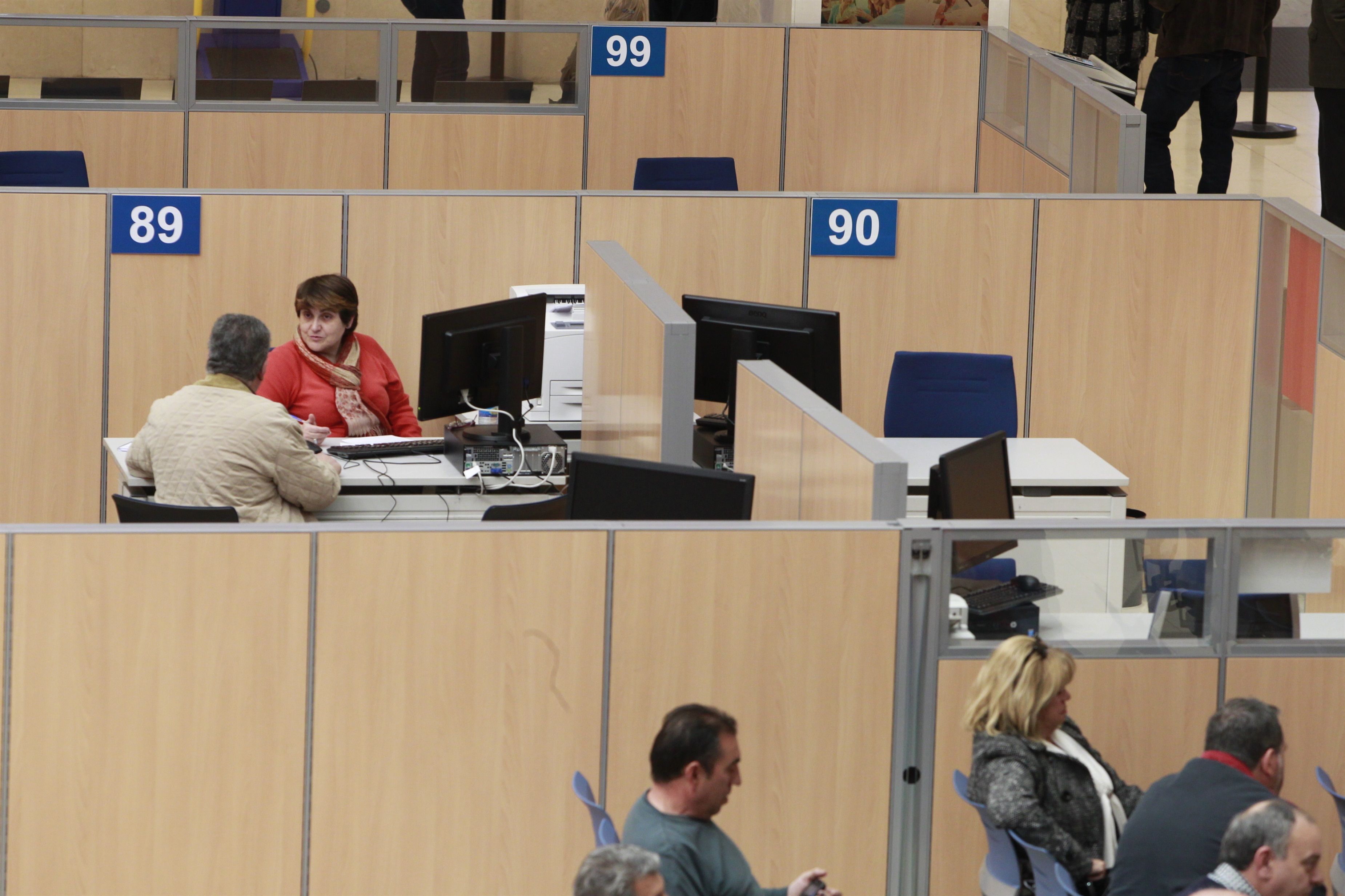 Una de las oficinas de la Agencia Tributaria | Europa Press