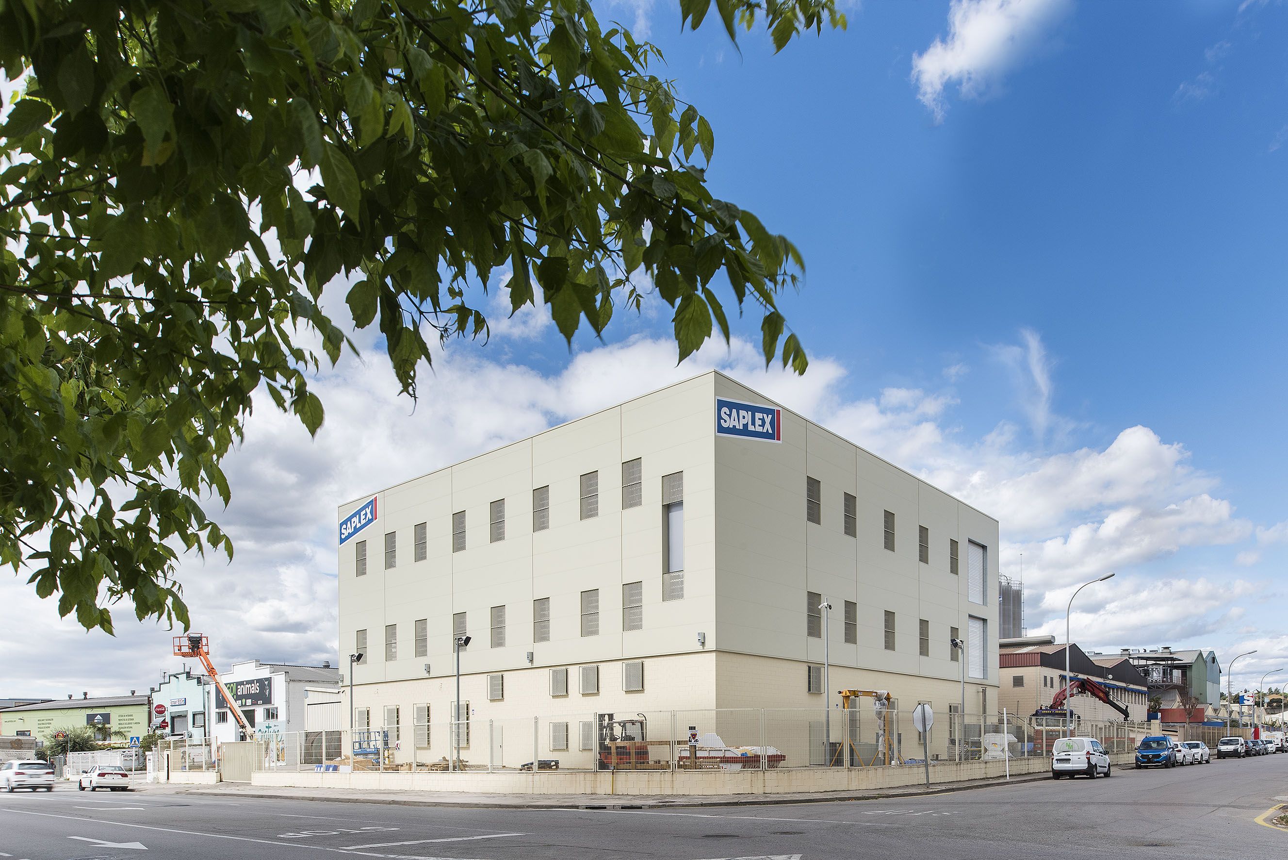 Las instalaciones de Saplex a Canovelles, que la empresa ha ampliado con una inversió de 2 millones de euros | Cedida Las instalaciones de Saplex a Canovelles, que la empresa ha ampliado con una inversió de 2 millones de euros | Cedida