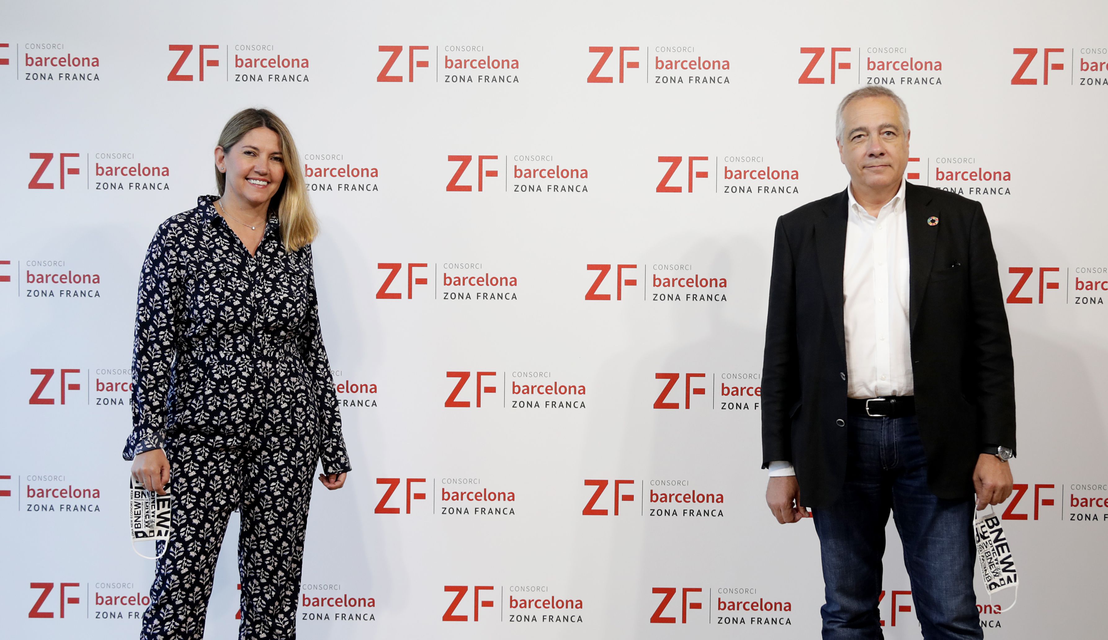 El delegado especial del Estado al CZFB, Pere Navarro, y la directora general del CZFB, Blanco Sorigué. | ACN El delegado especial del Estado al CZFB, Pere Navarro, y la directora general del CZFB, Blanco Sorigué. | ACN