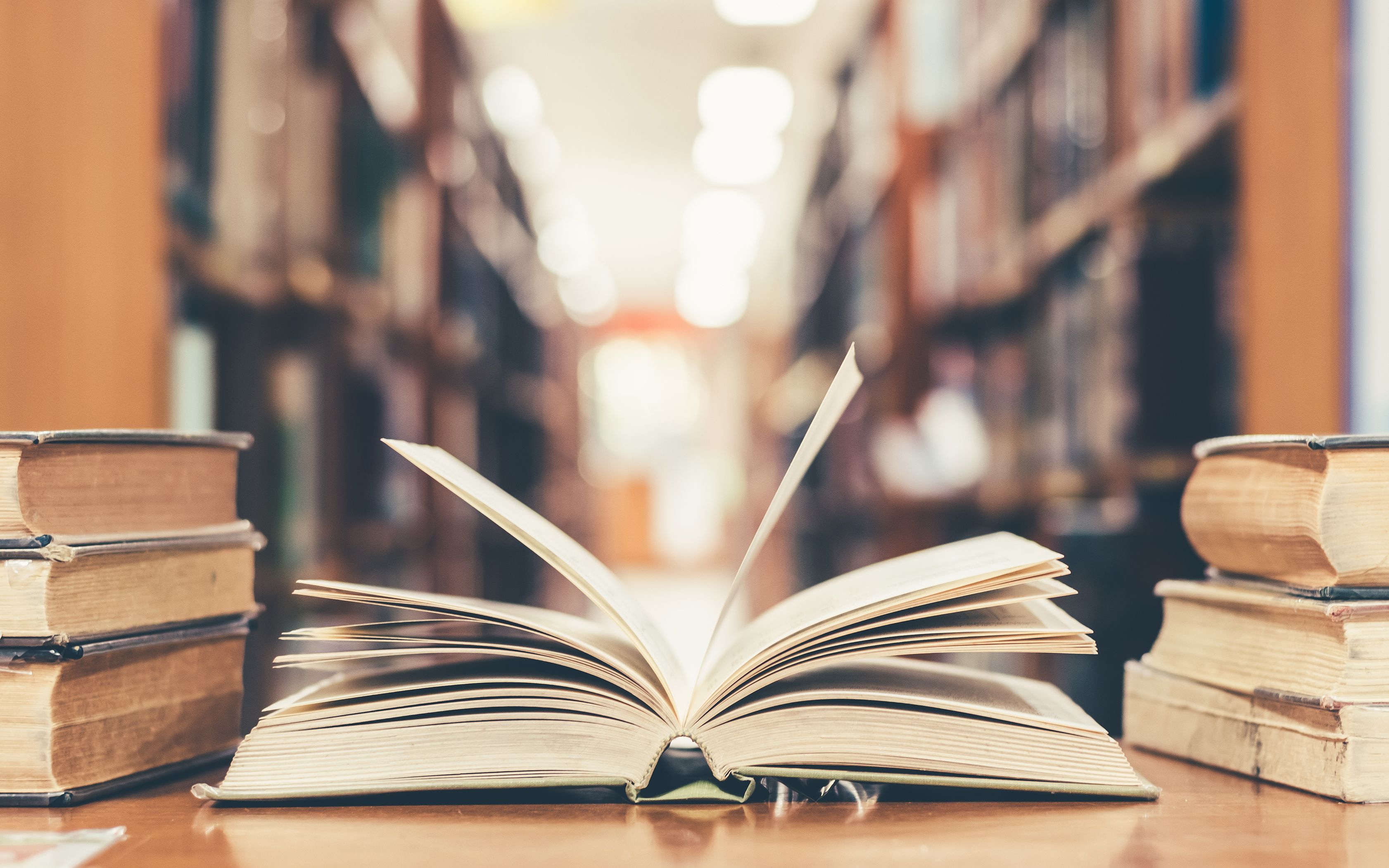 Un diccionario recoge 310 autores sobre economía catalana | iStock Un diccionario recoge 310 autores sobre economía catalana | iStock