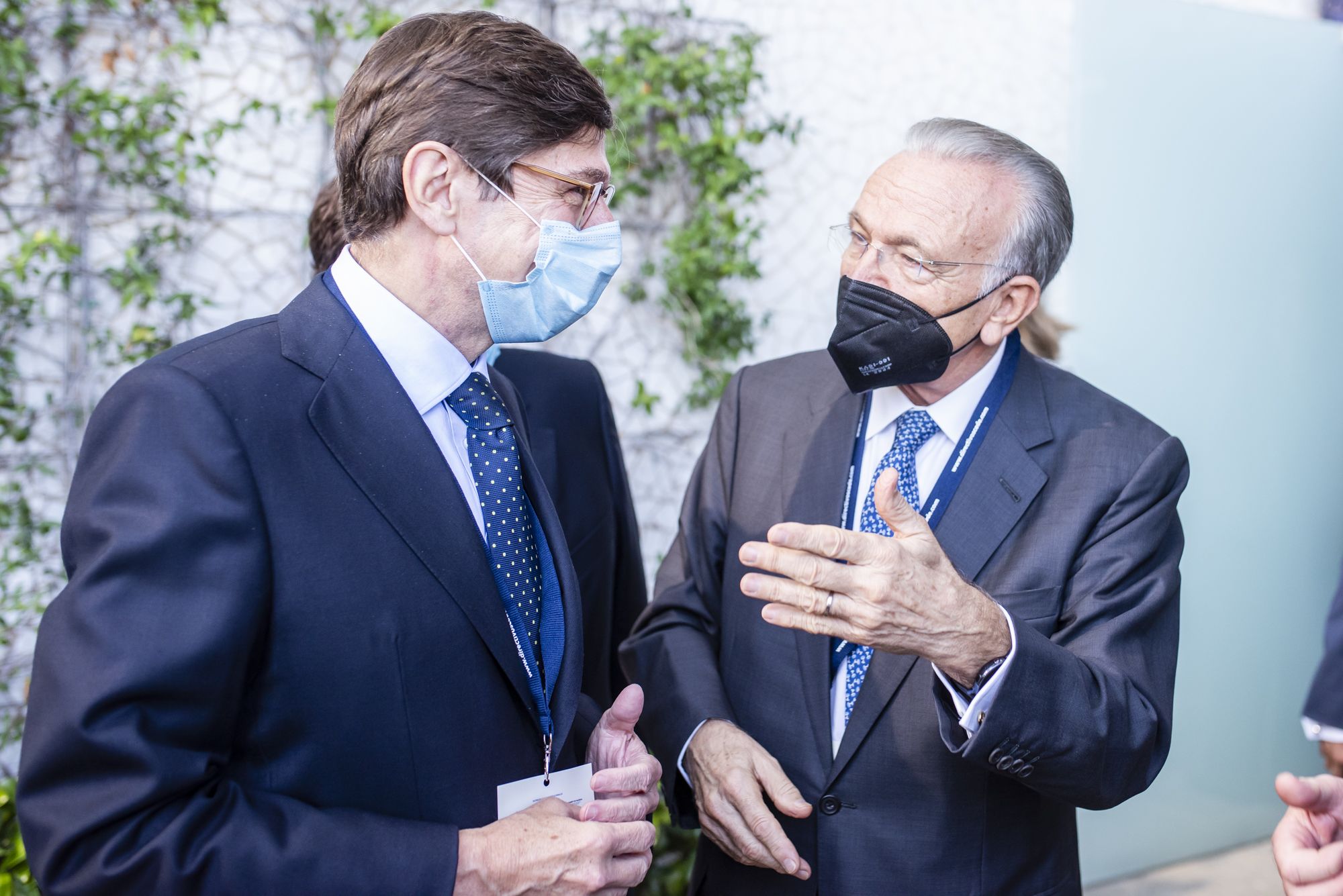 José Ignacio Goirigolzarri i Isidre Fainé, en la trobada de directius a València | Cedida José Ignacio Goirigolzarri i Isidre Fainé, en la trobada de directius a València | Cedida