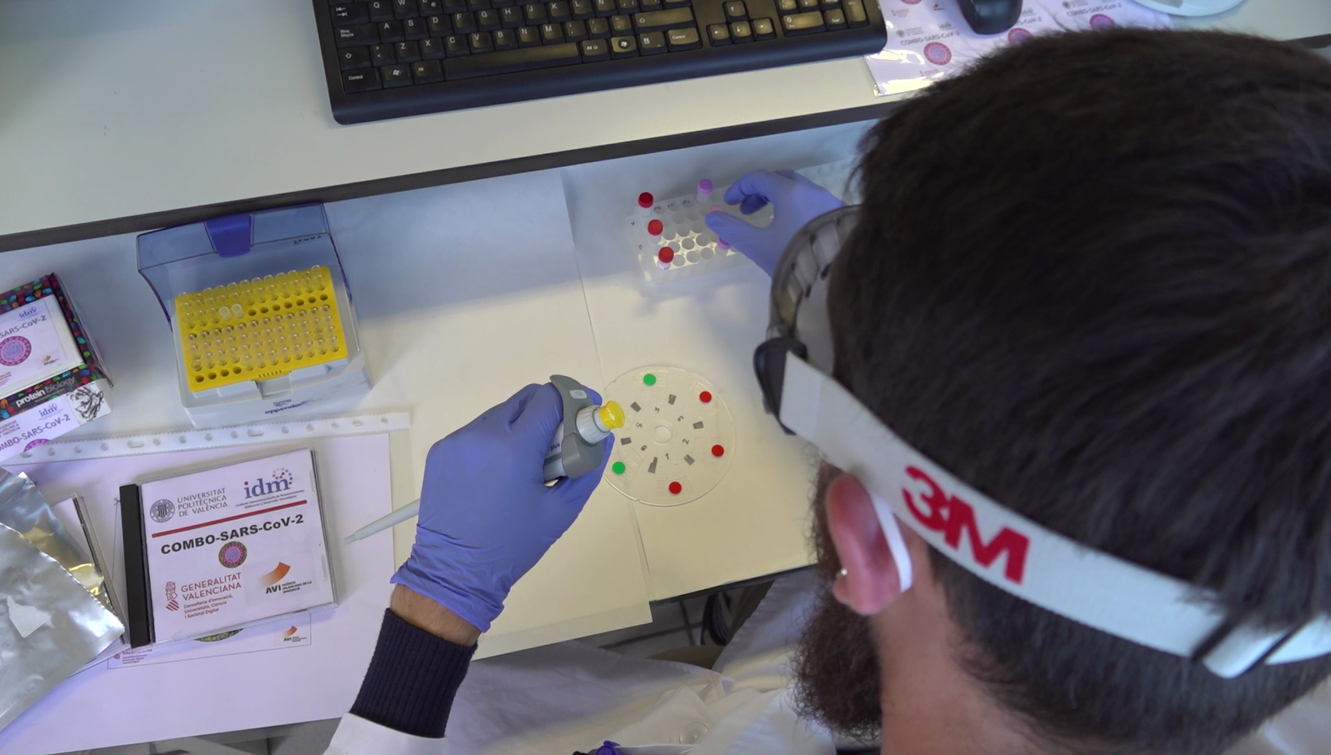 Un dels investigadors de la UPV treballant en el sistema | UPV Un dels investigadors de la UPV treballant en el sistema | UPV
