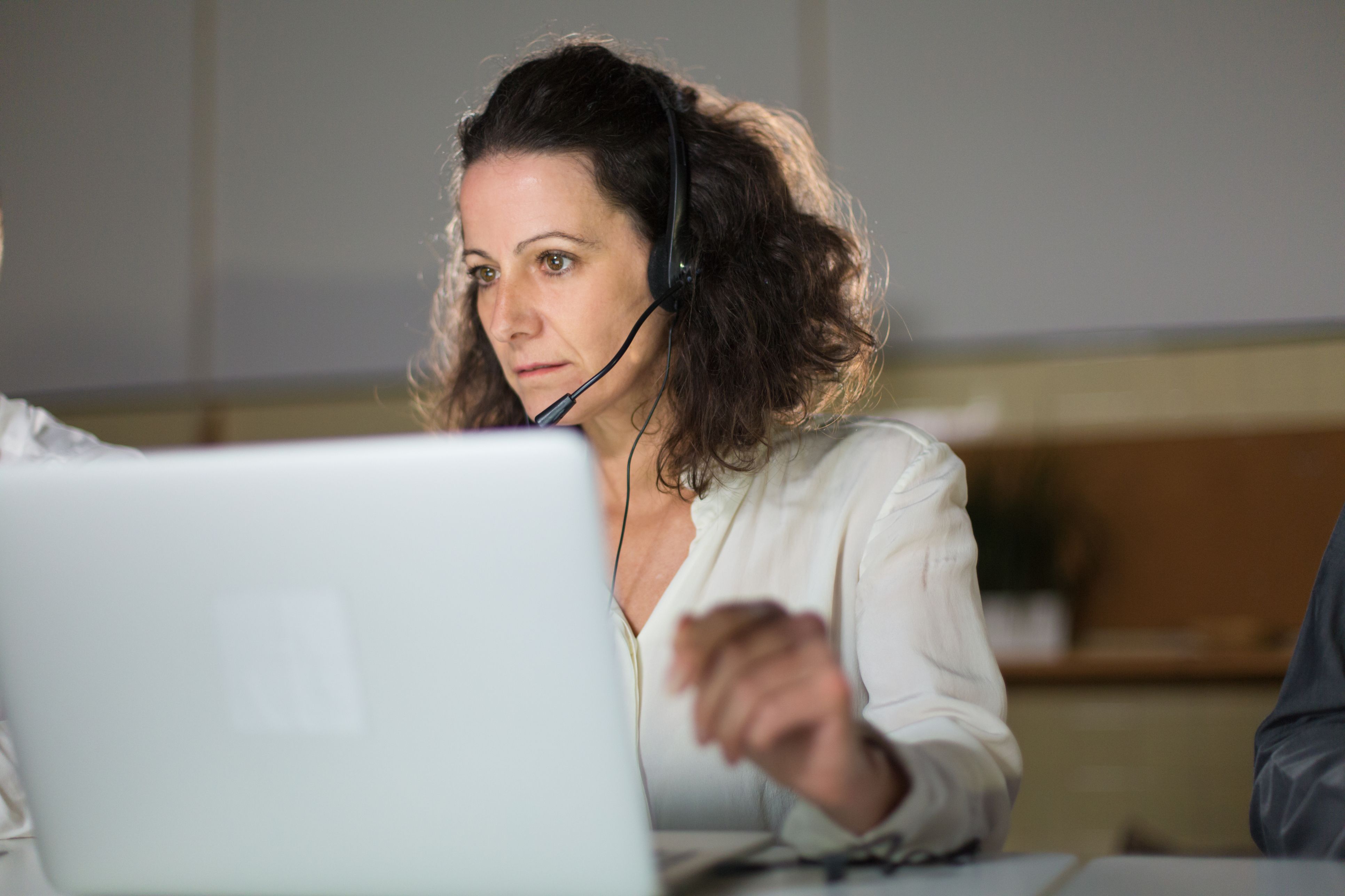 Els teleoperadors de Konecta fan vaga per reivindicar el teletreball | iStock