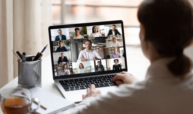 El teletreball serà una de les herències de la pandèmia, segons el Nobel d'Economia Pissarides | iStock El teletreball serà una de les herències de la pandèmia, segons el Nobel d'Economia Pissarides | iStock