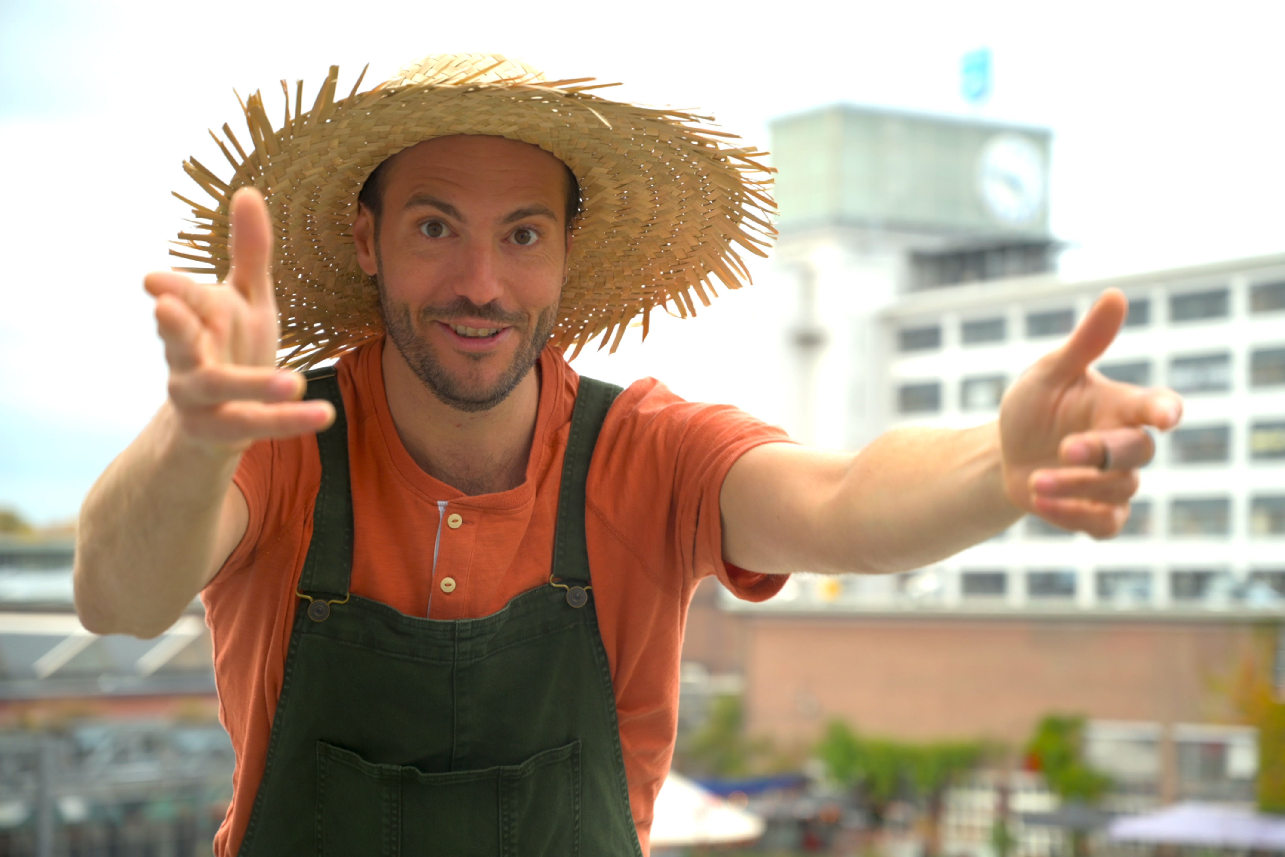 Julià Delos, el mataroní fundador de la startup La Calco̧otada, que comercializa calco̧ots en el centro de Europa | ACN Julià Delos, el mataroní fundador de la startup La Calco̧otada, que comercializa calco̧ots en el centro de Europa | ACN