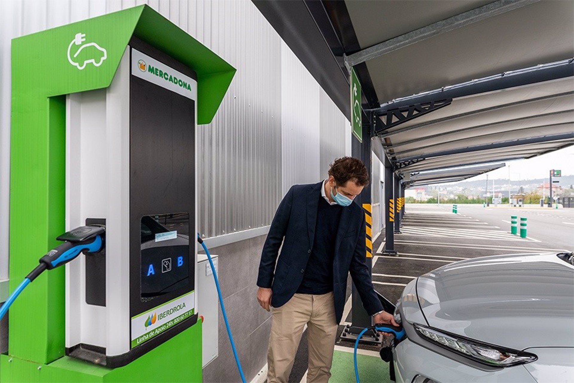 Un dels punts de recàrrega de Mercadona i Iberdrola | Europa Press