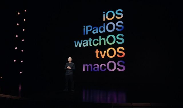 Tim Cook durant la presentació de les novetats en els sistemes operatius d'Apple