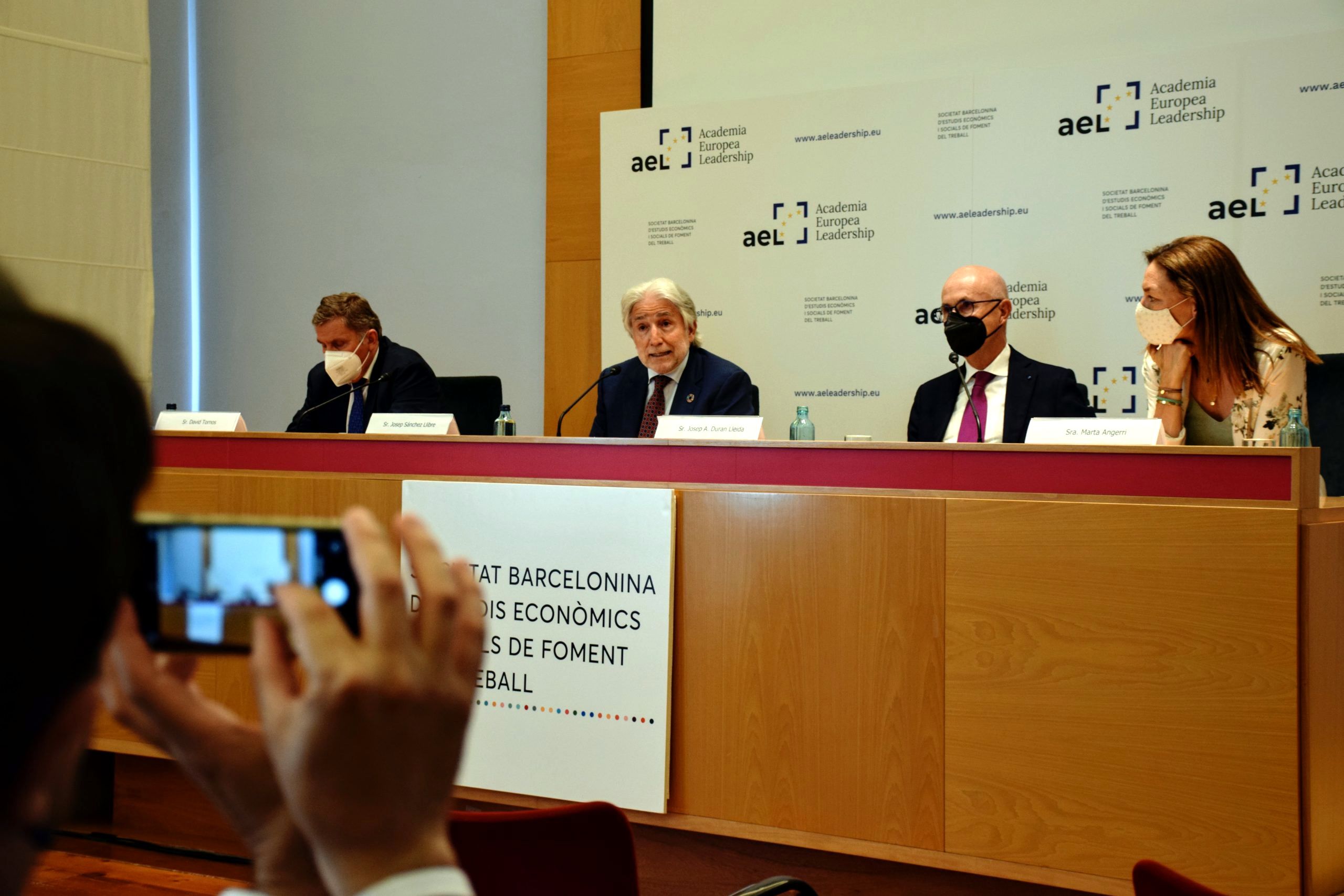 Presentación de la Academia Europea Leadership a la sede de Fomento del Trabajo | ACN Presentación de la Academia Europea Leadership a la sede de Fomento del Trabajo | ACN