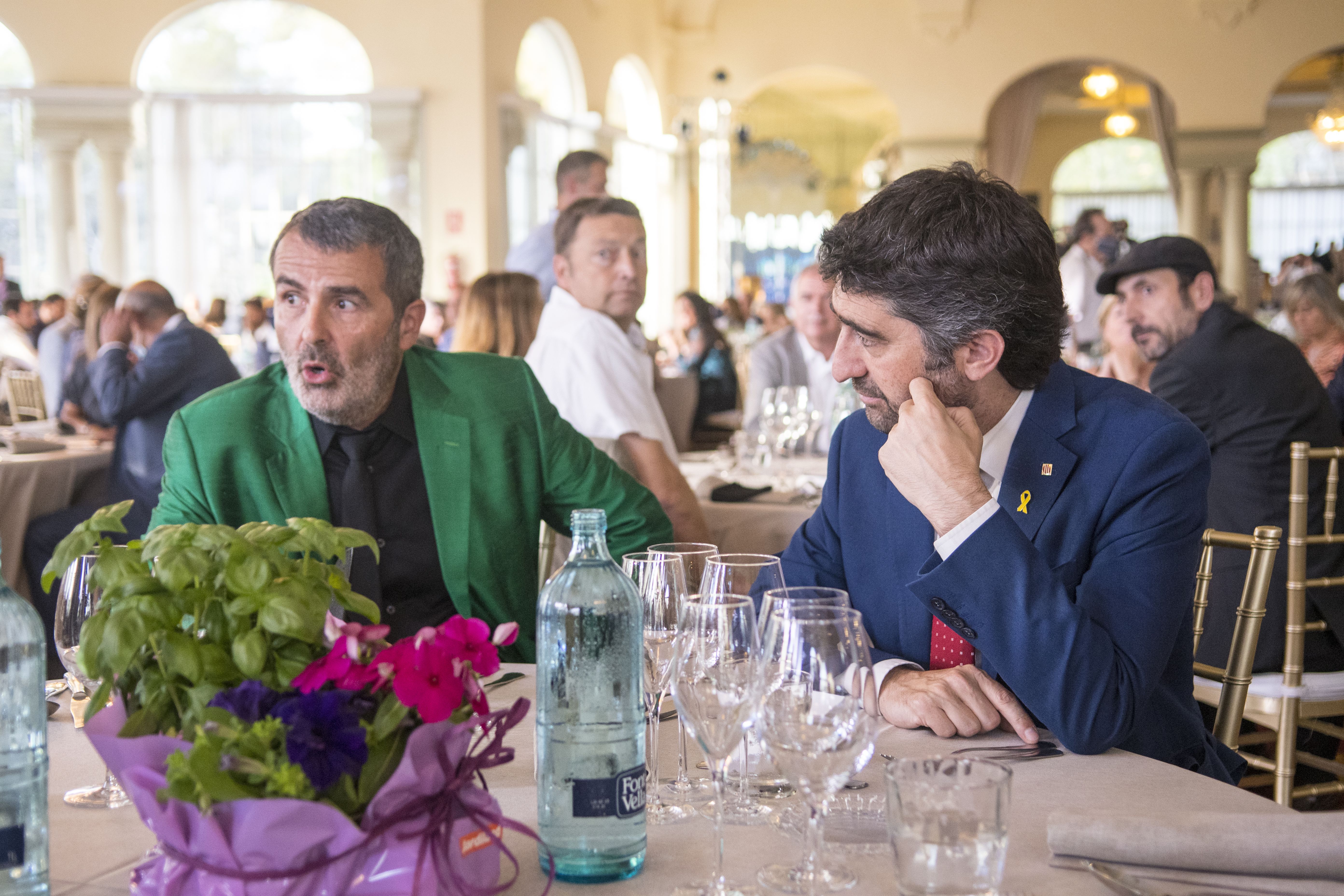 L'economista Xavier Sala-i-Martin i el vicepresident Jordi Puigneró a la nit de la FEGP. | Cedida L'economista Xavier Sala-i-Martin i el vicepresident Jordi Puigneró a la nit de la FEGP. | Cedida