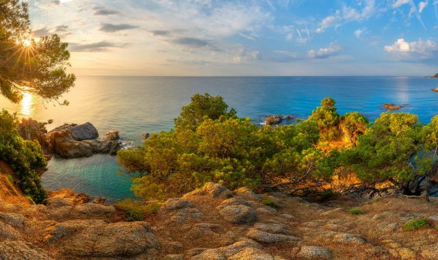 Camí de Ronda que passa per Lloret de Mar. Istock