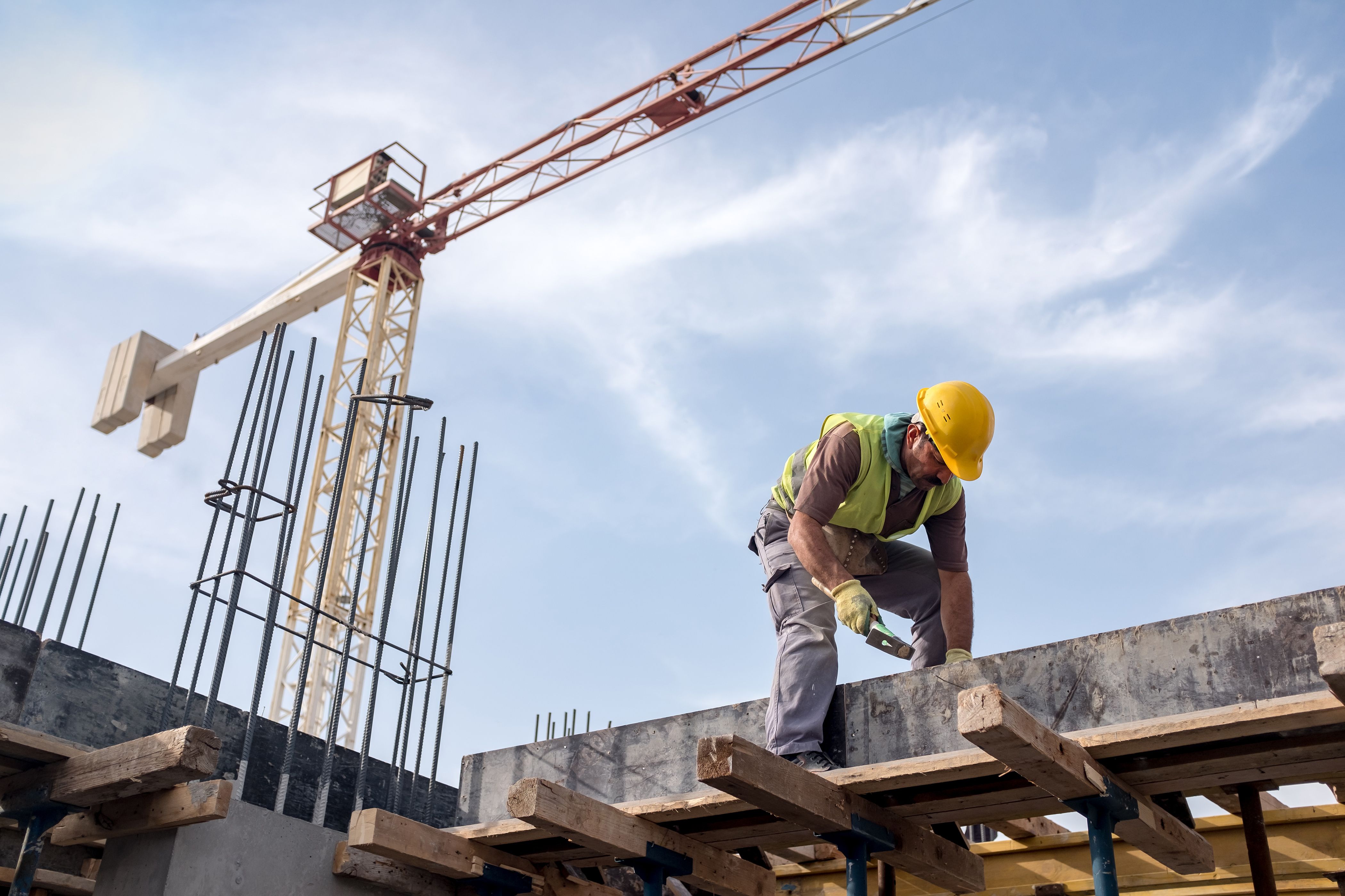 El sector de la construcció es manté optimista de cara a l'activitat al 2022 | iStock El sector de la construcció es manté optimista de cara a l'activitat al 2022 | iStock